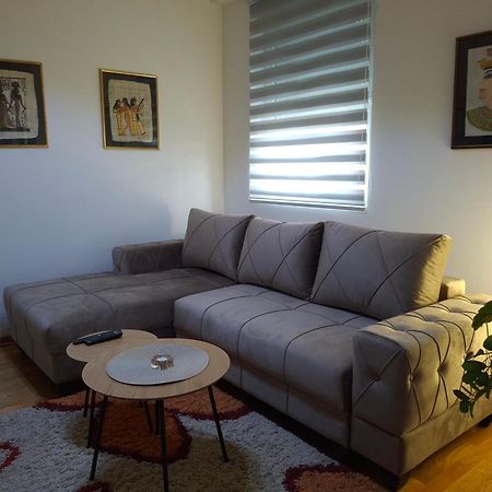 Beautifull Apartment Ni Εξωτερικό φωτογραφία